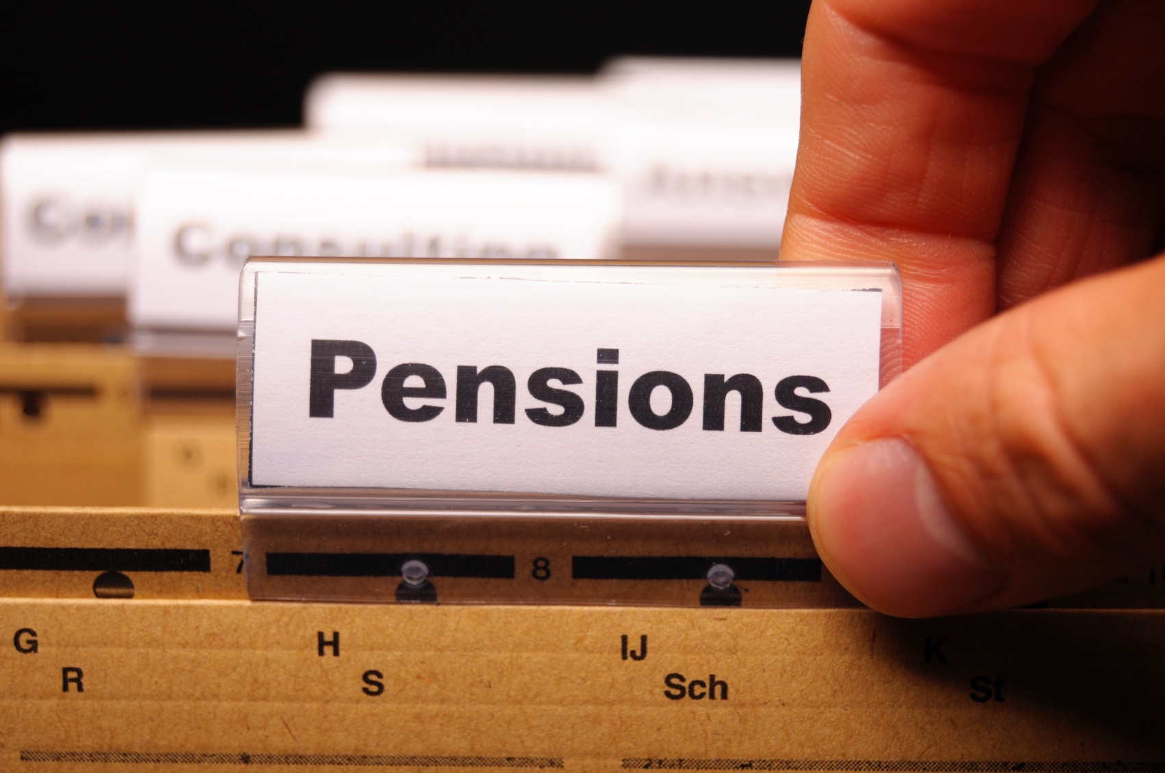 Eliminating Pension and Benefits for Future Elected Officials